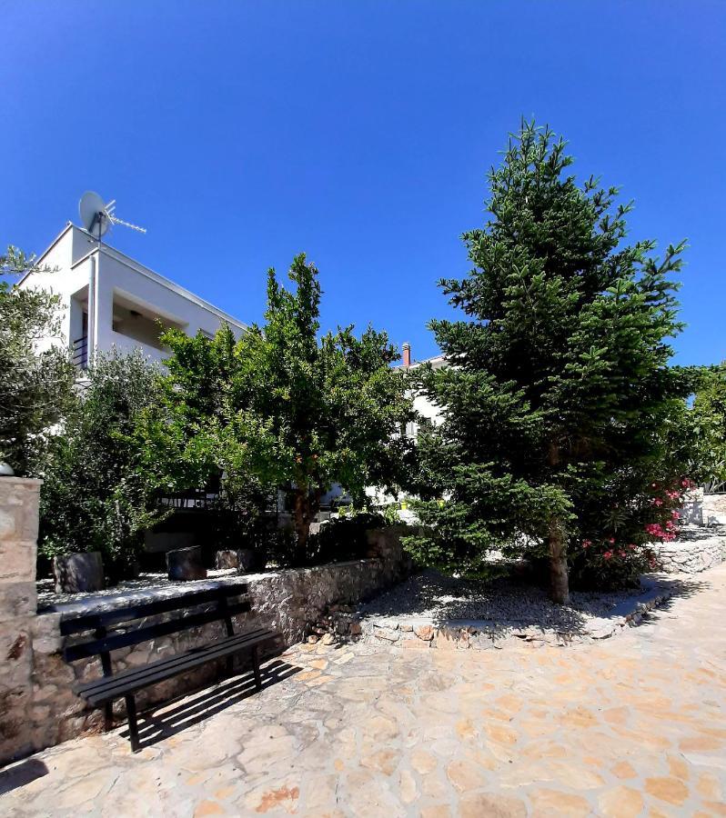 Apartments Petrovic Primošten المظهر الخارجي الصورة